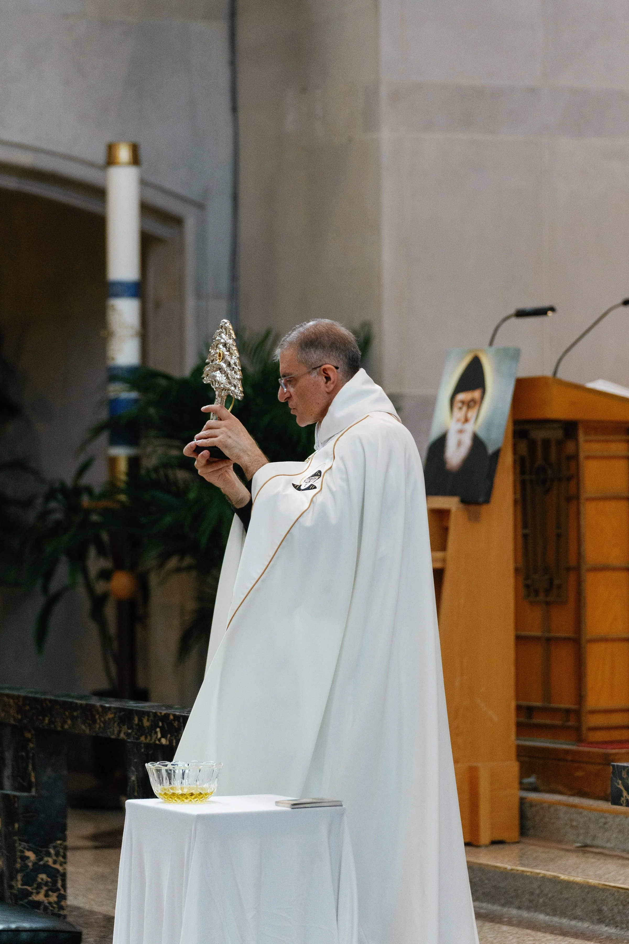 stcharbelhealingmassfinished-rlombardi-505.jpg