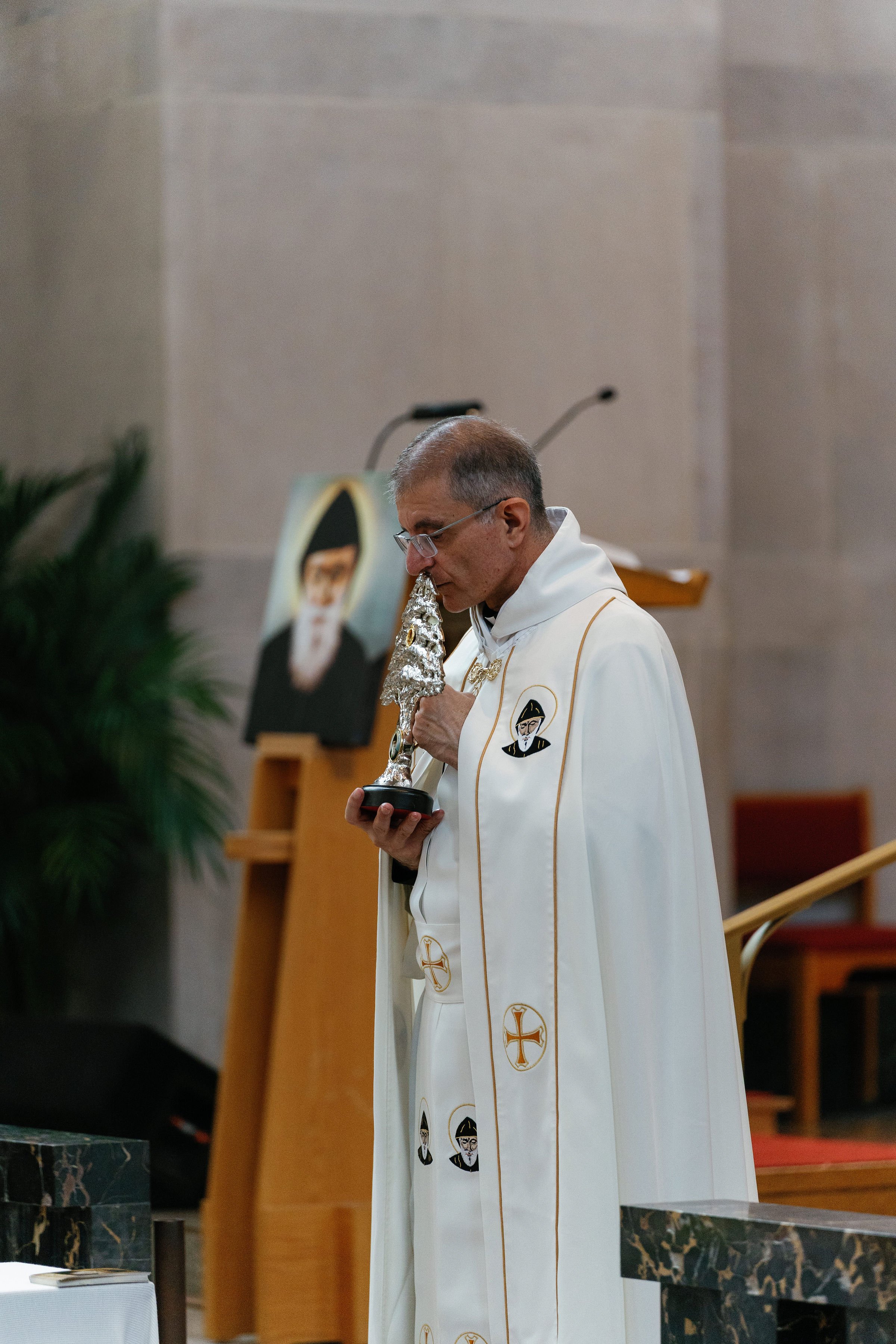 stcharbelhealingmassfinished-rlombardi-491.jpg