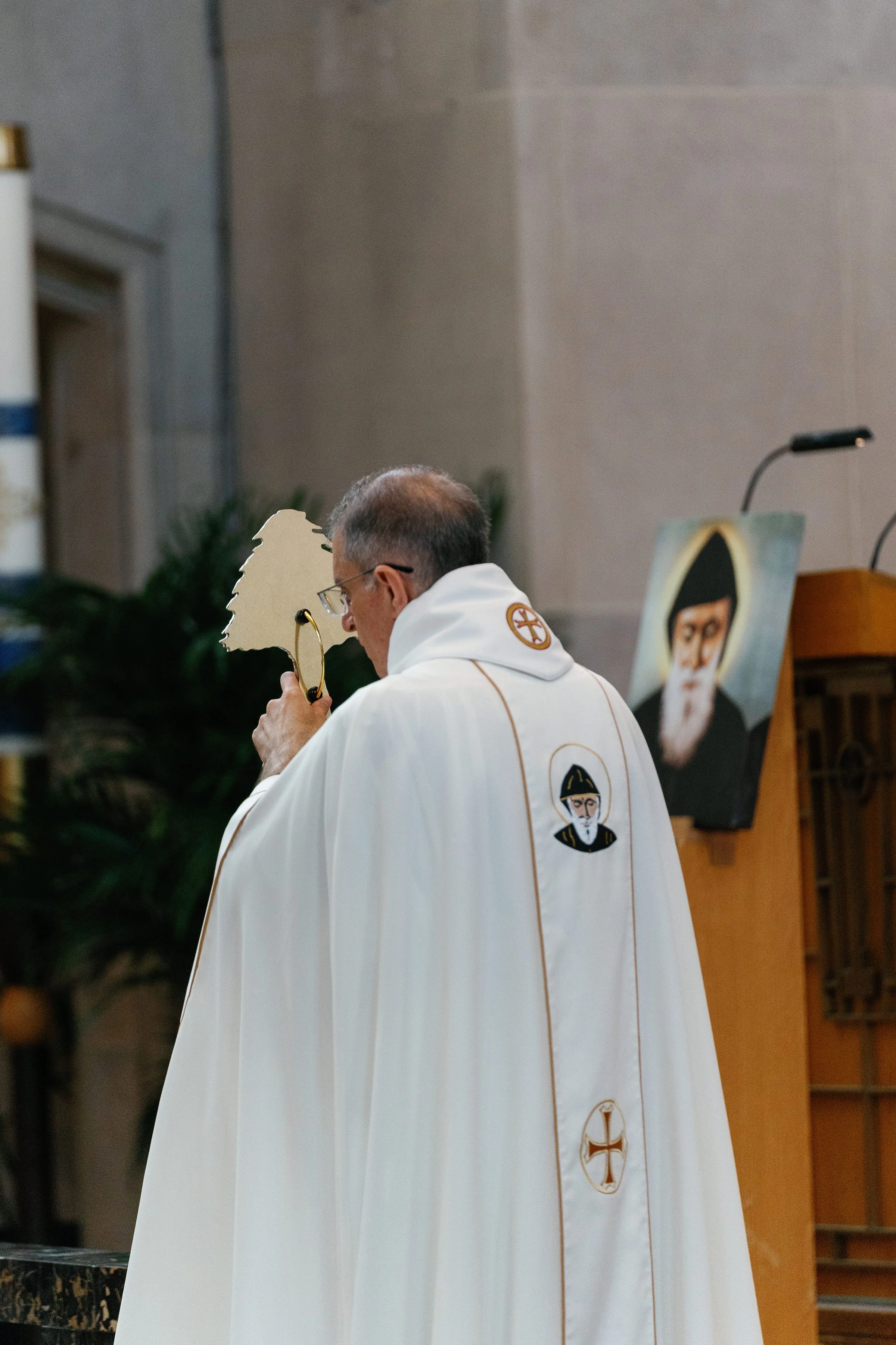 stcharbelhealingmassfinished-rlombardi-506.jpg