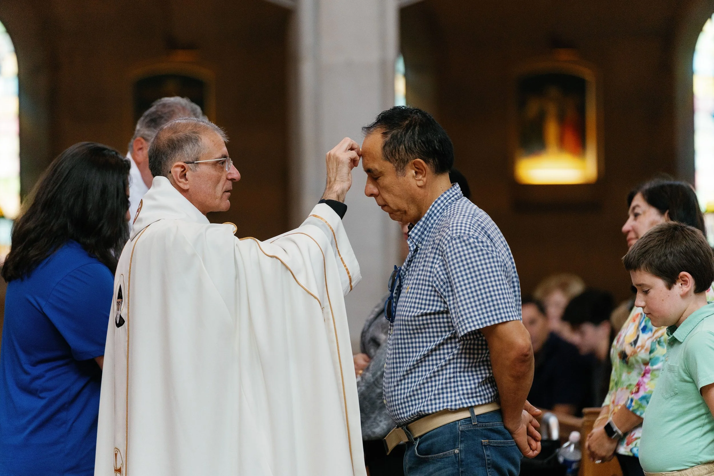 stcharbelhealingmassfinished-rlombardi-450.jpg