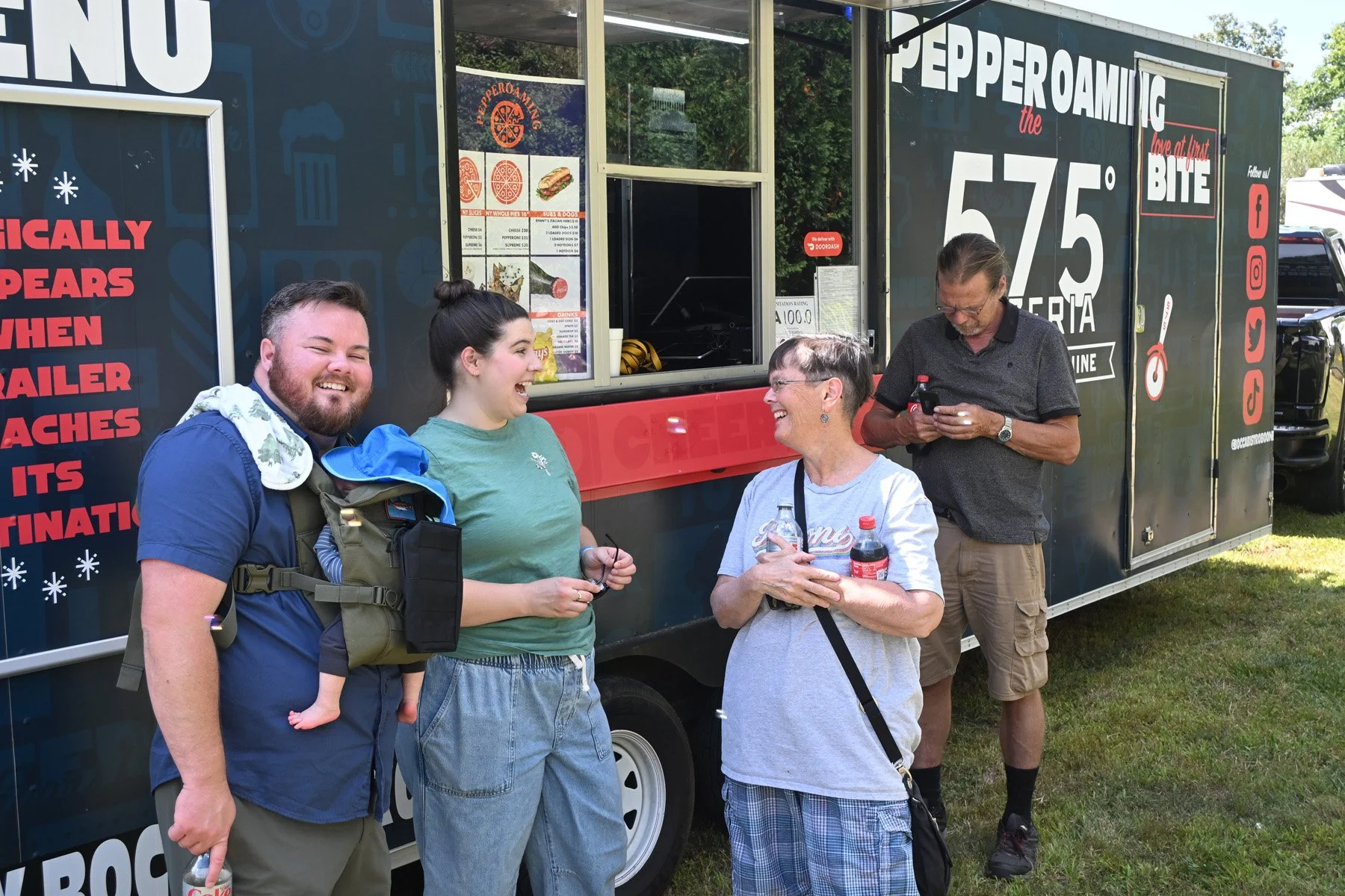 HCUCC@23_Food-truck_Liam_Sarah_cls_1748.jpeg