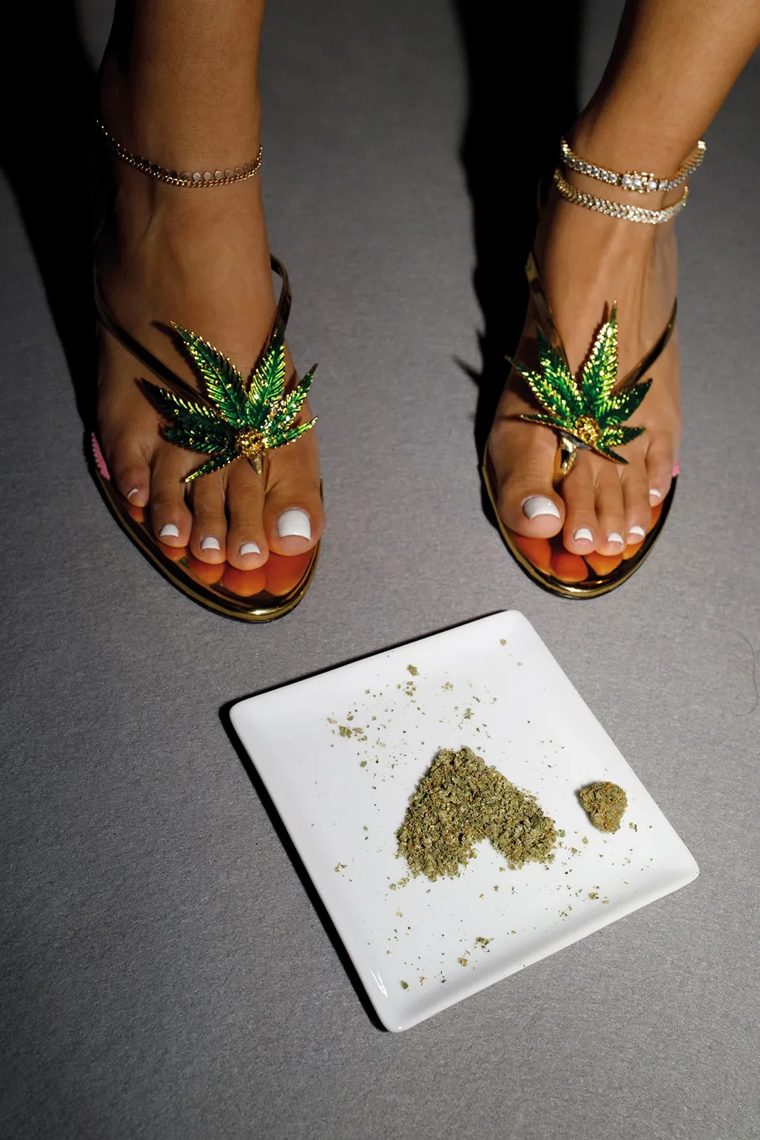 MIA-KHALIFA-METAL-50-1.webp