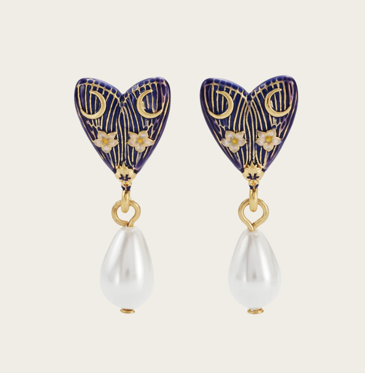 BUTTERFLY MOON JASMINE PEARL EARRING