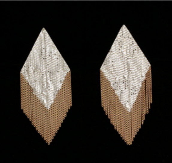 ALY EARRING