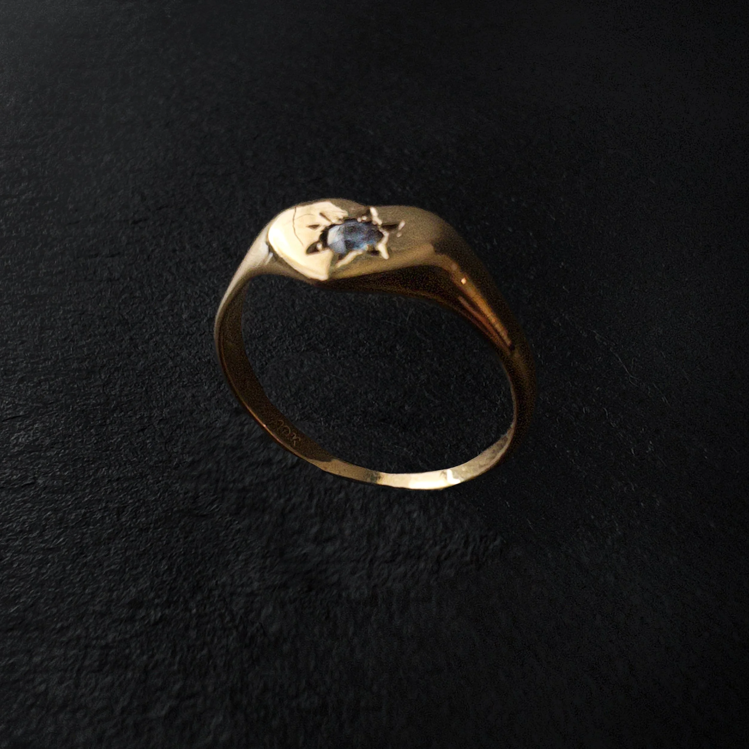 BLUE TOPAZ RING - size 6.75, 14KYG