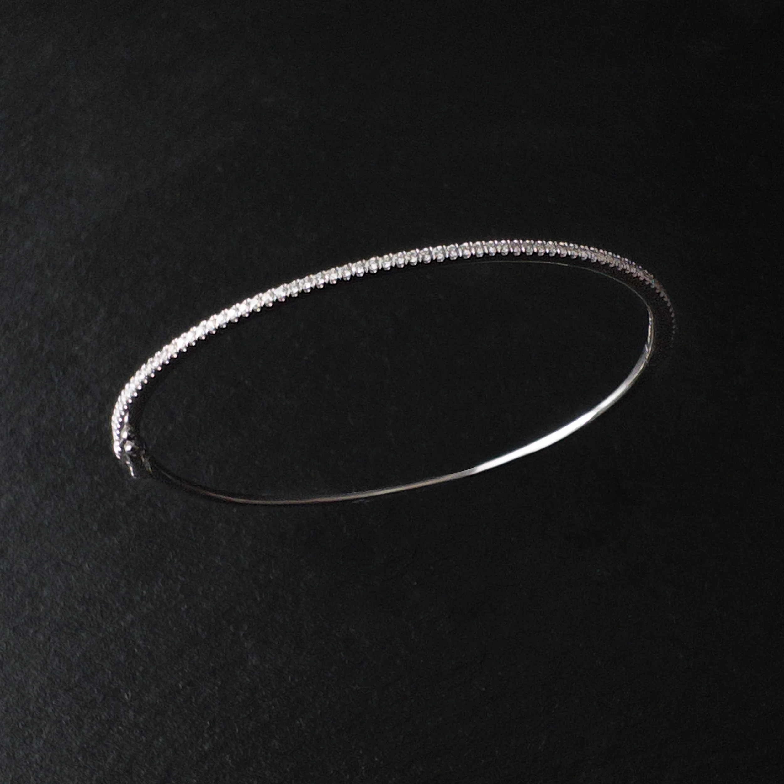 DIAMOND HINGE BANGLE BRACELET - 0.50CTW, 18KWG