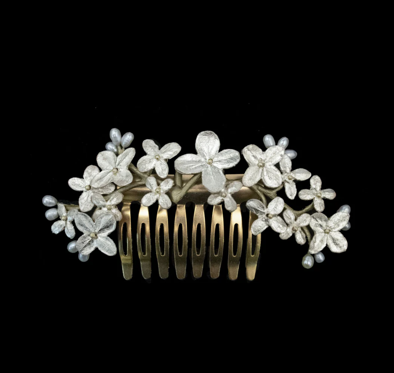 WHITE HYDRANGEA HAIR COMB