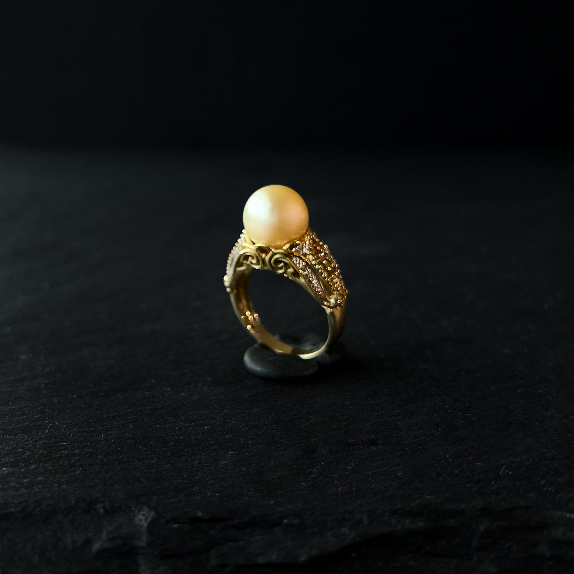 ANTIQUED FLORAL PEARL RING - size 6.75, 14KYG