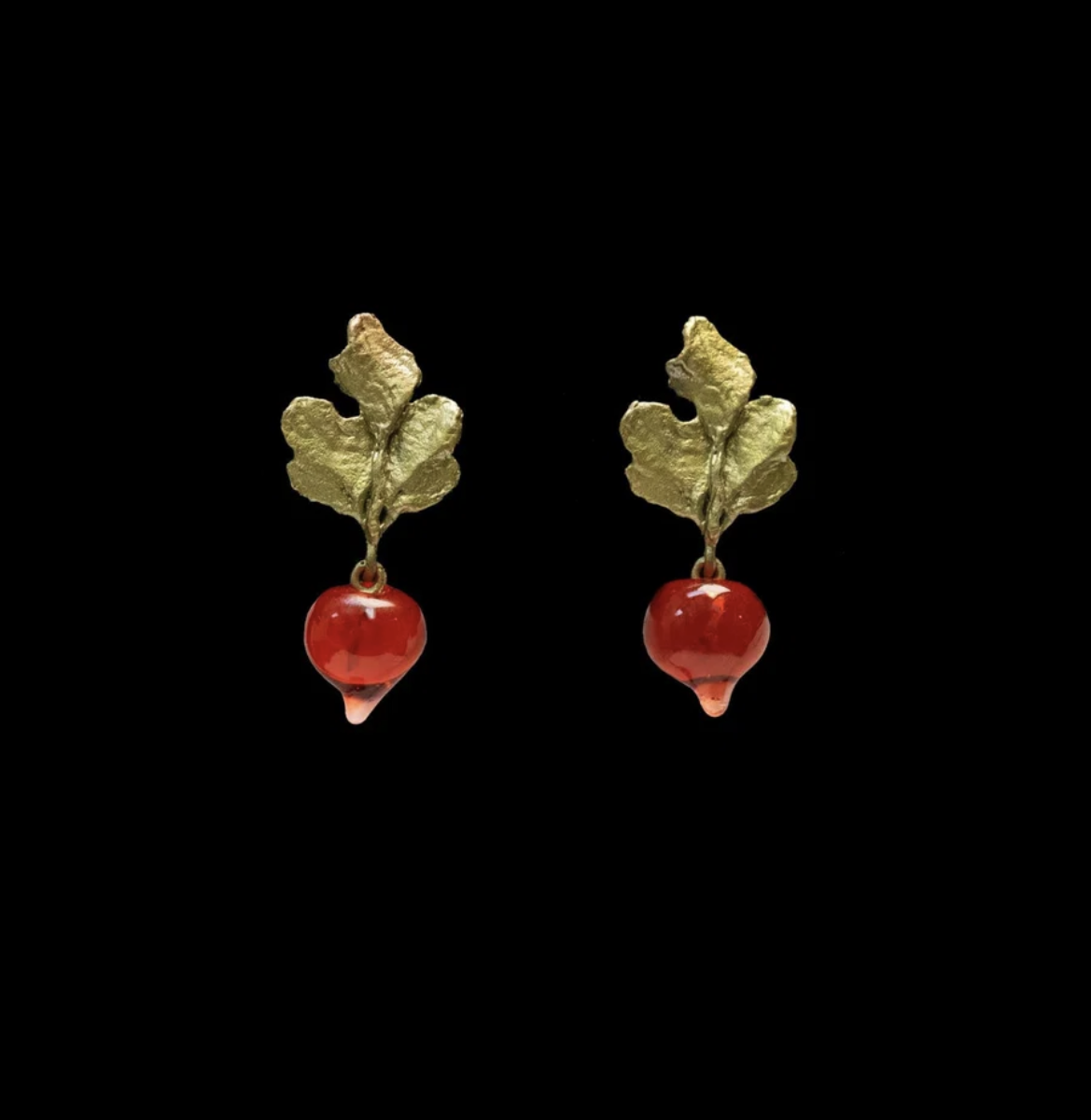 RADISH POST EARRING