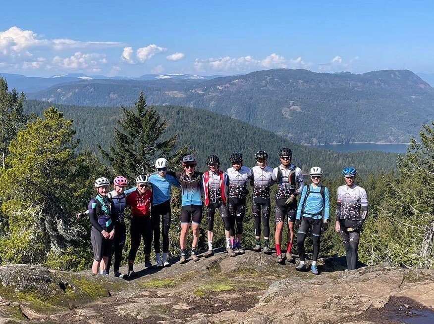 We are having a blast in Victoria honing in our mtb skills and loving the scenery here! Thanks to @stimulusperformancetraining for your excellent navigation to the steepest routes! It has been awesome to have a few HNW alums join us on our rides and 