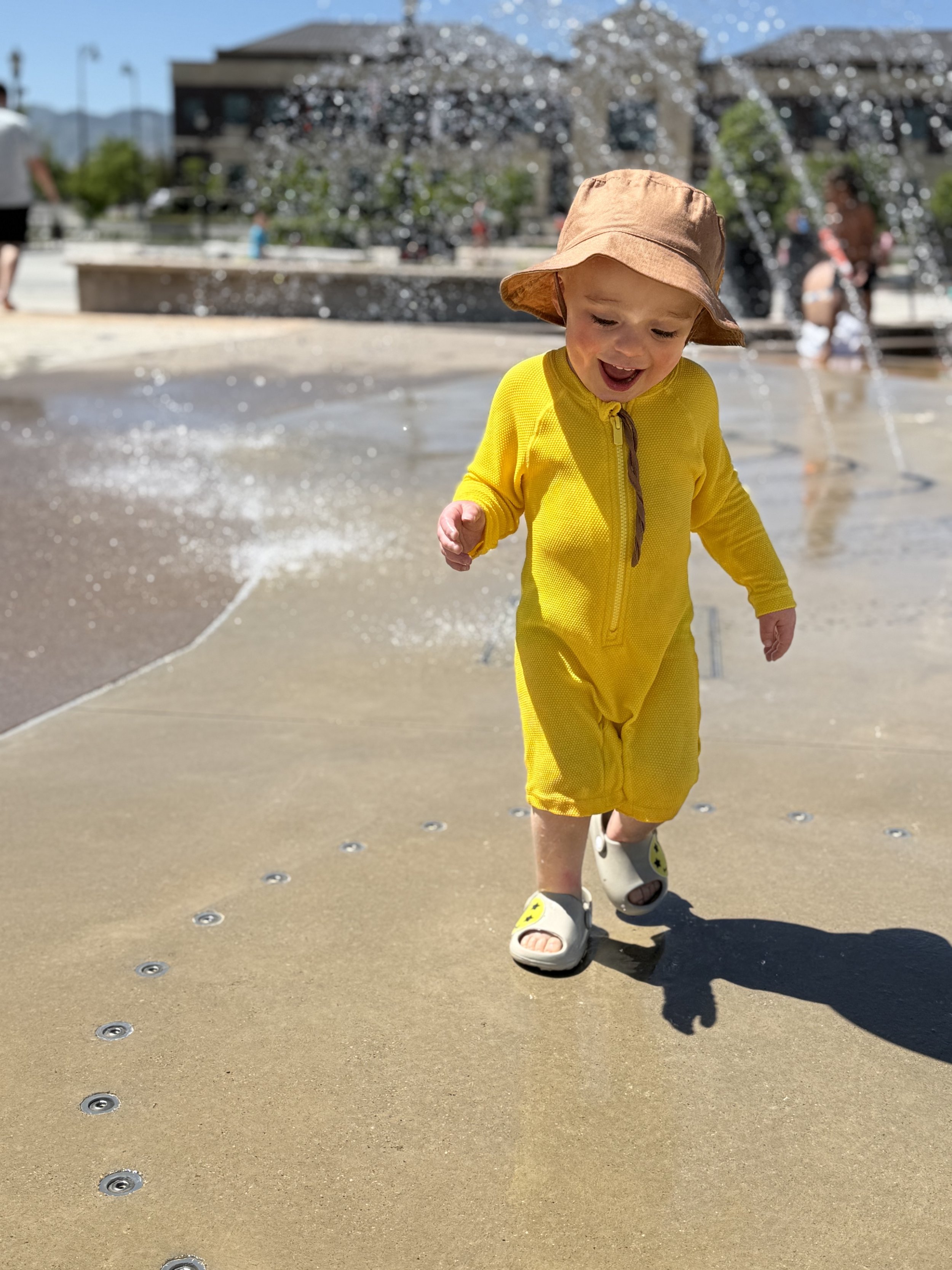 Splash pad within walking distance