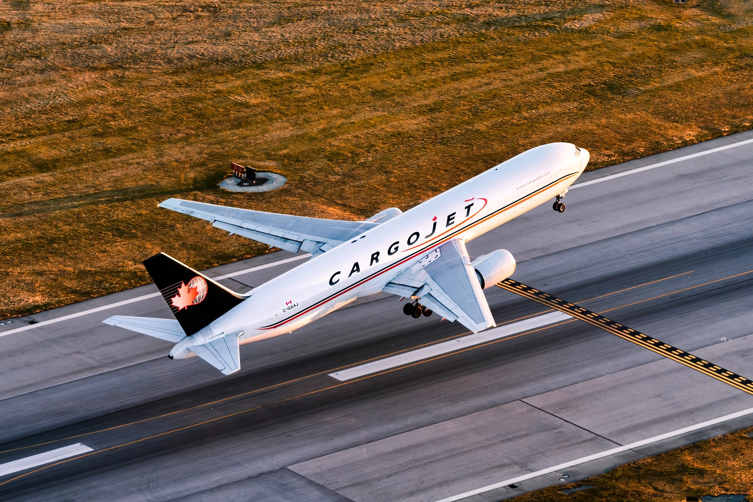 cargojet_c-gxaj_aug_4_2020.jpg