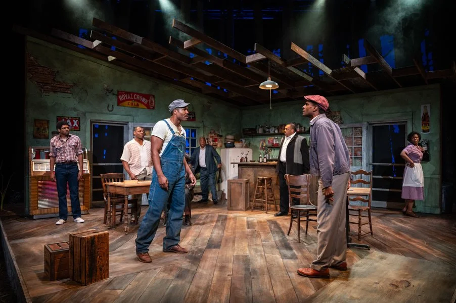 East Texas Hot Links — Let's Play Theatrical Reviews