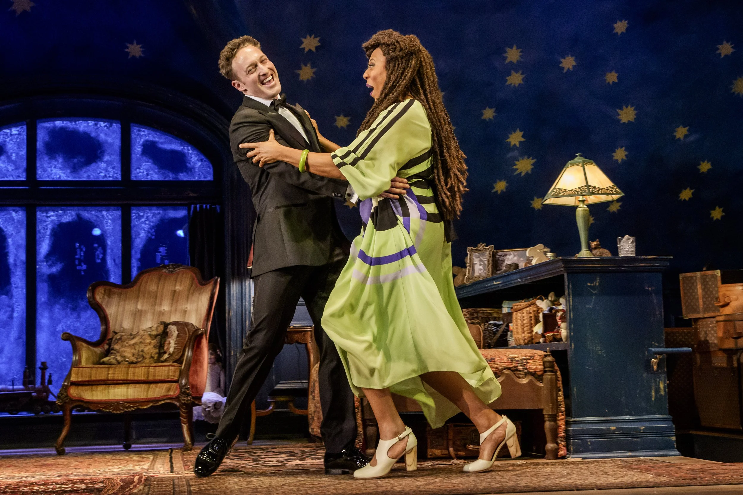 9_Holiday Production Photos.jpg