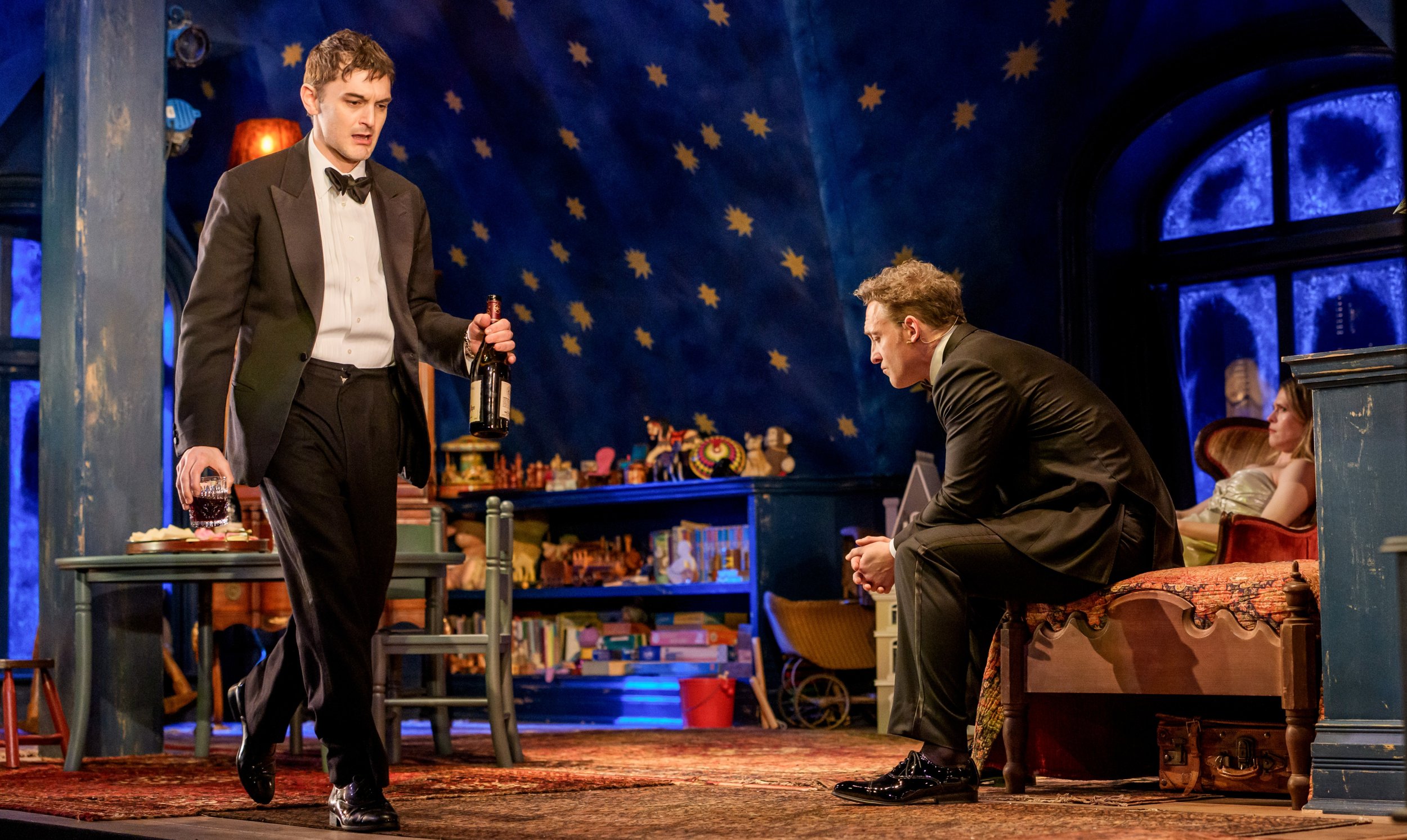 8_Holiday Production Photos.jpg