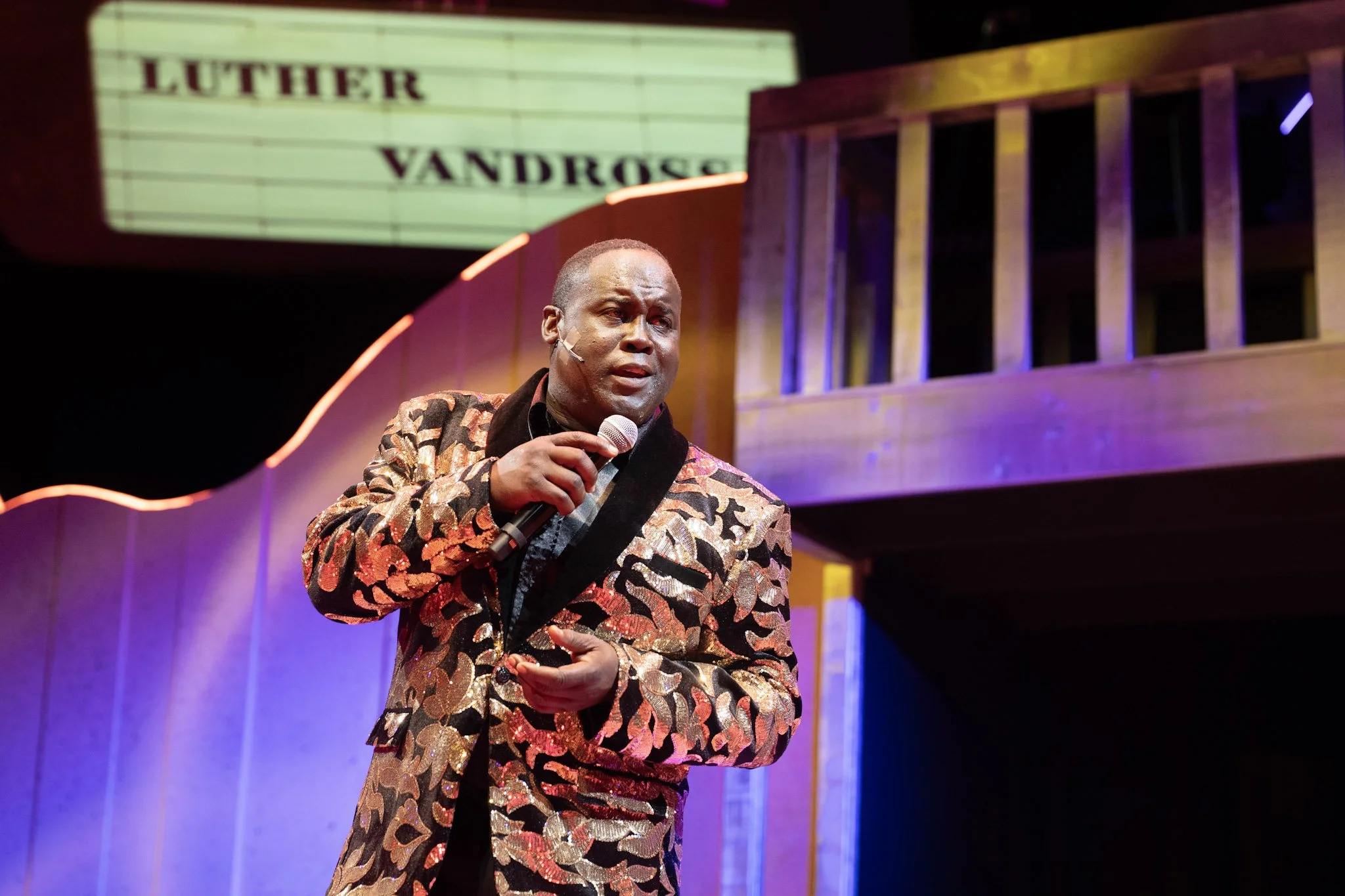 Dwight Neal as Luther Vandross.jpg