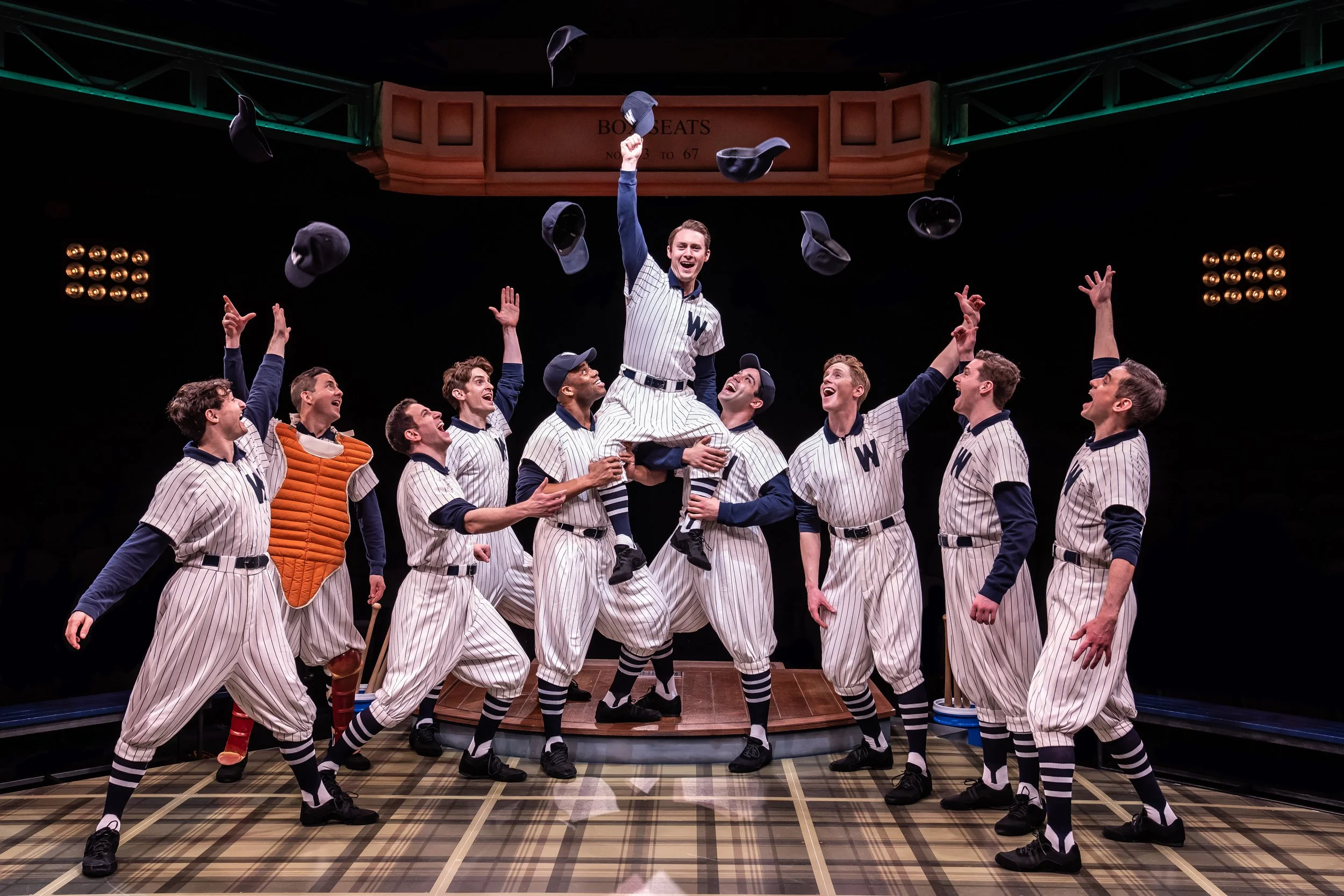 DAMN YANKEES — Let's Play Theatrical Reviews
