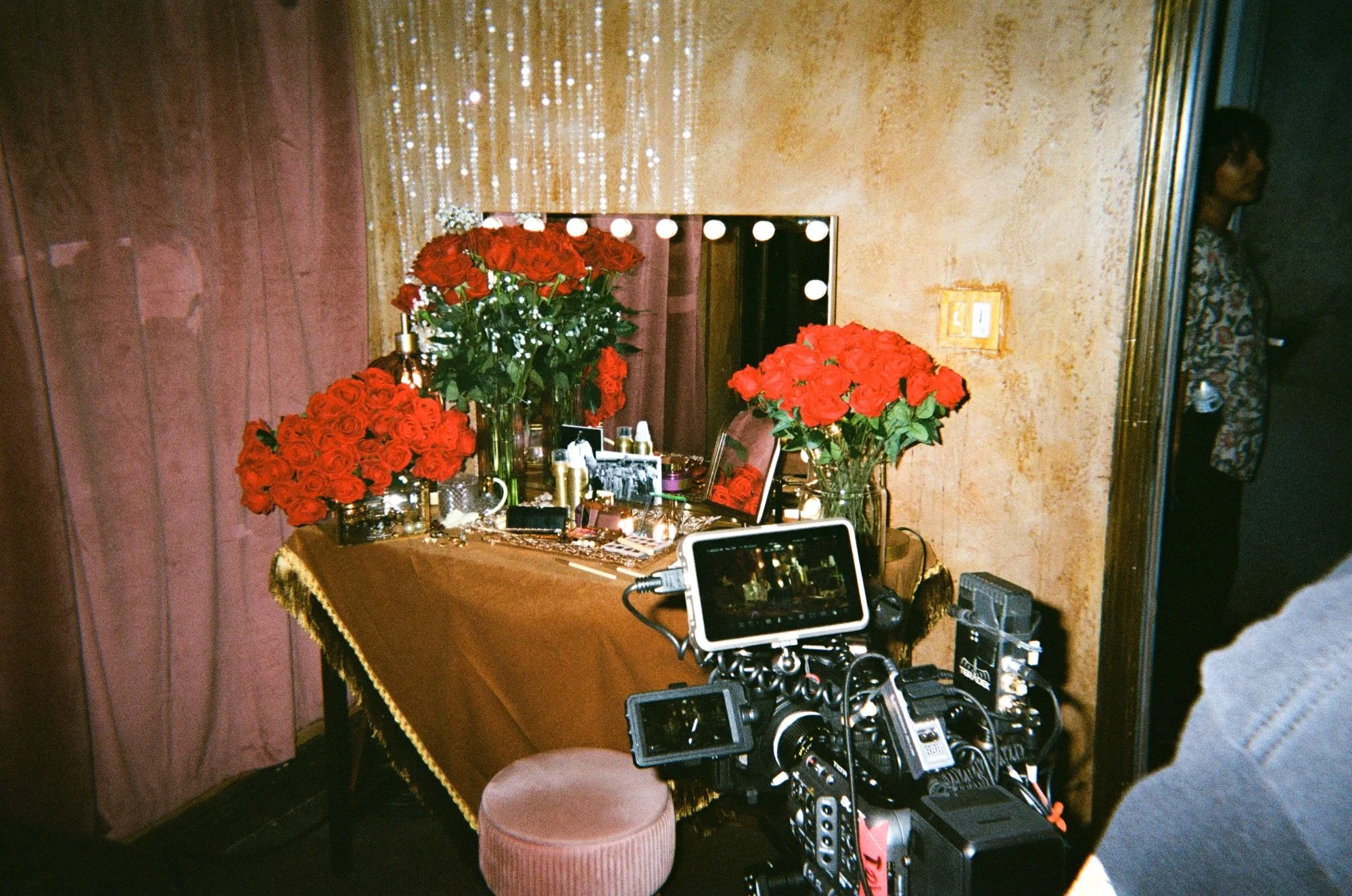On set BTS of @michelladonna &lsquo;s soon to be directoral debut, @azucarfilm !💃📸

I&rsquo;m so grateful to be part of such a talented team of queer BIPOC creatives helping bring Az&uacute;car to life.

While on set, I had the pleasure of capturin