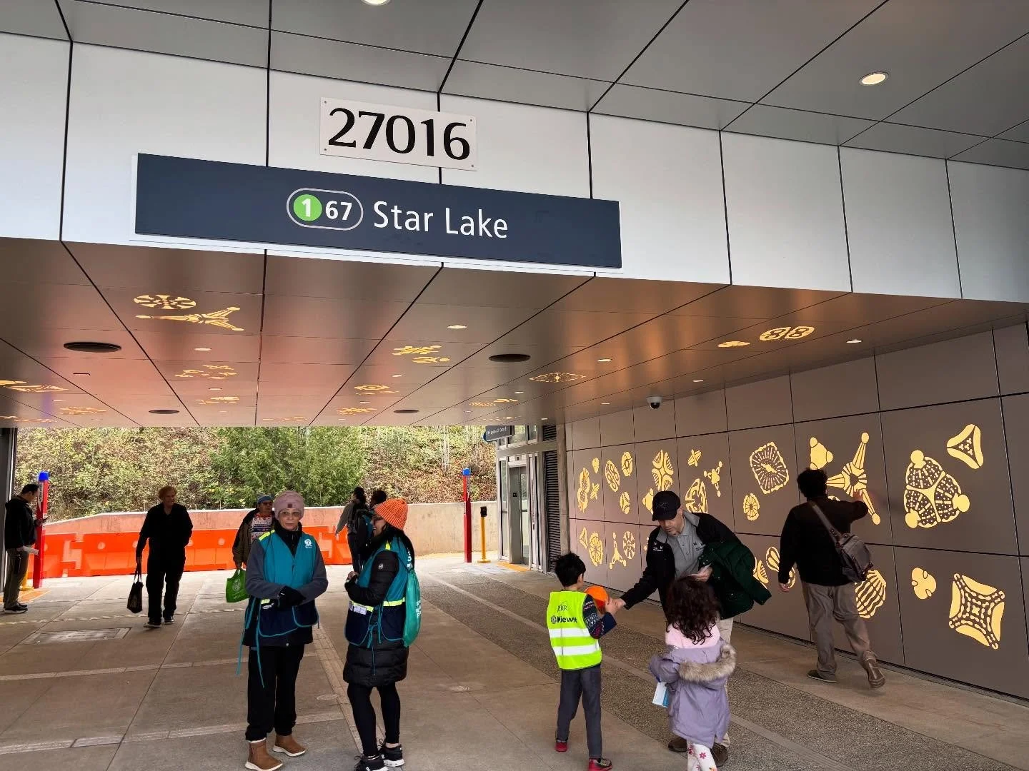 The weather held out for a great opening day at the new Star Lake light rail station! Thank you @soundtransit and @projectfeast for including us!