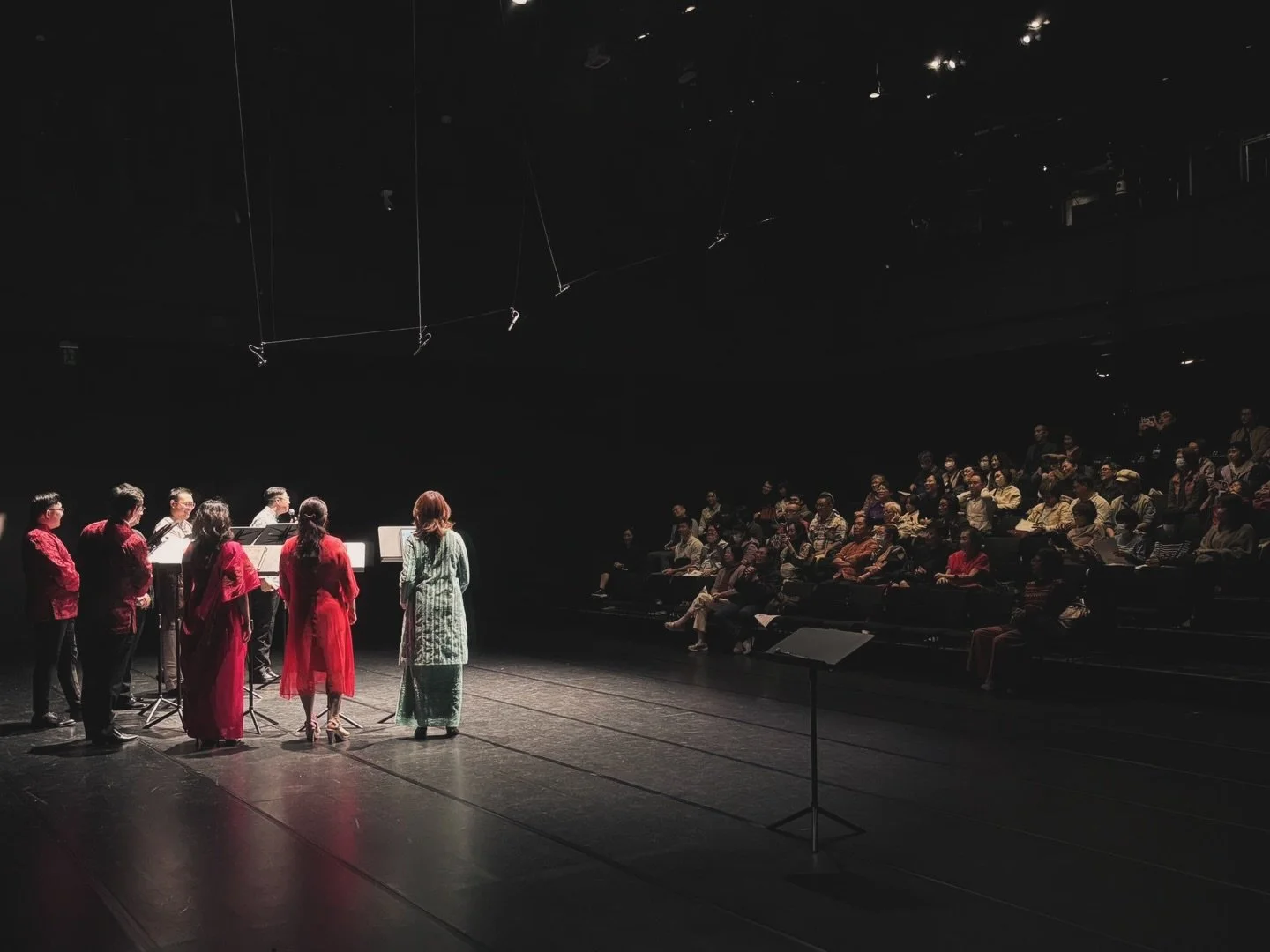 What an unforgettable two days in Taiwan.
On 3 and 4 December, we had the joy of presenting three concerts across Taichung and Taipei &mdash; and we are still overwhelmed by the warmth you showed us.

To every audience member who came, laughed with (