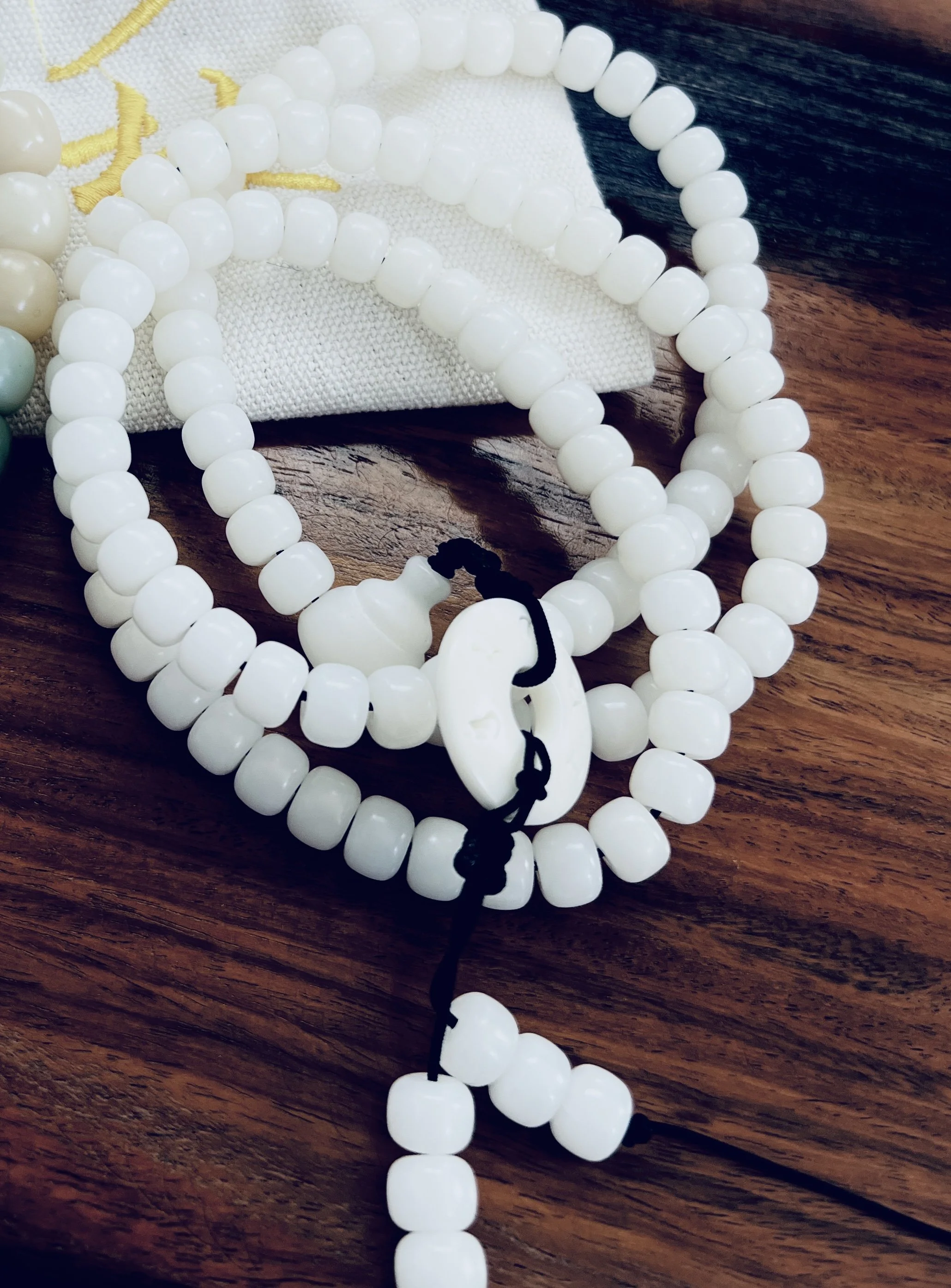 White bodhi seed mala beads
