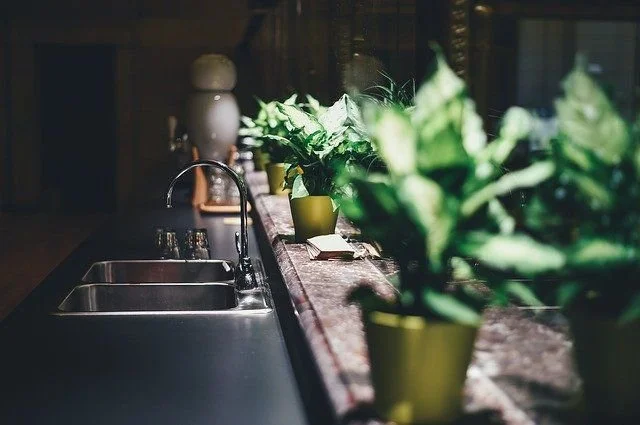 Sink Materials, Care, and Measuring