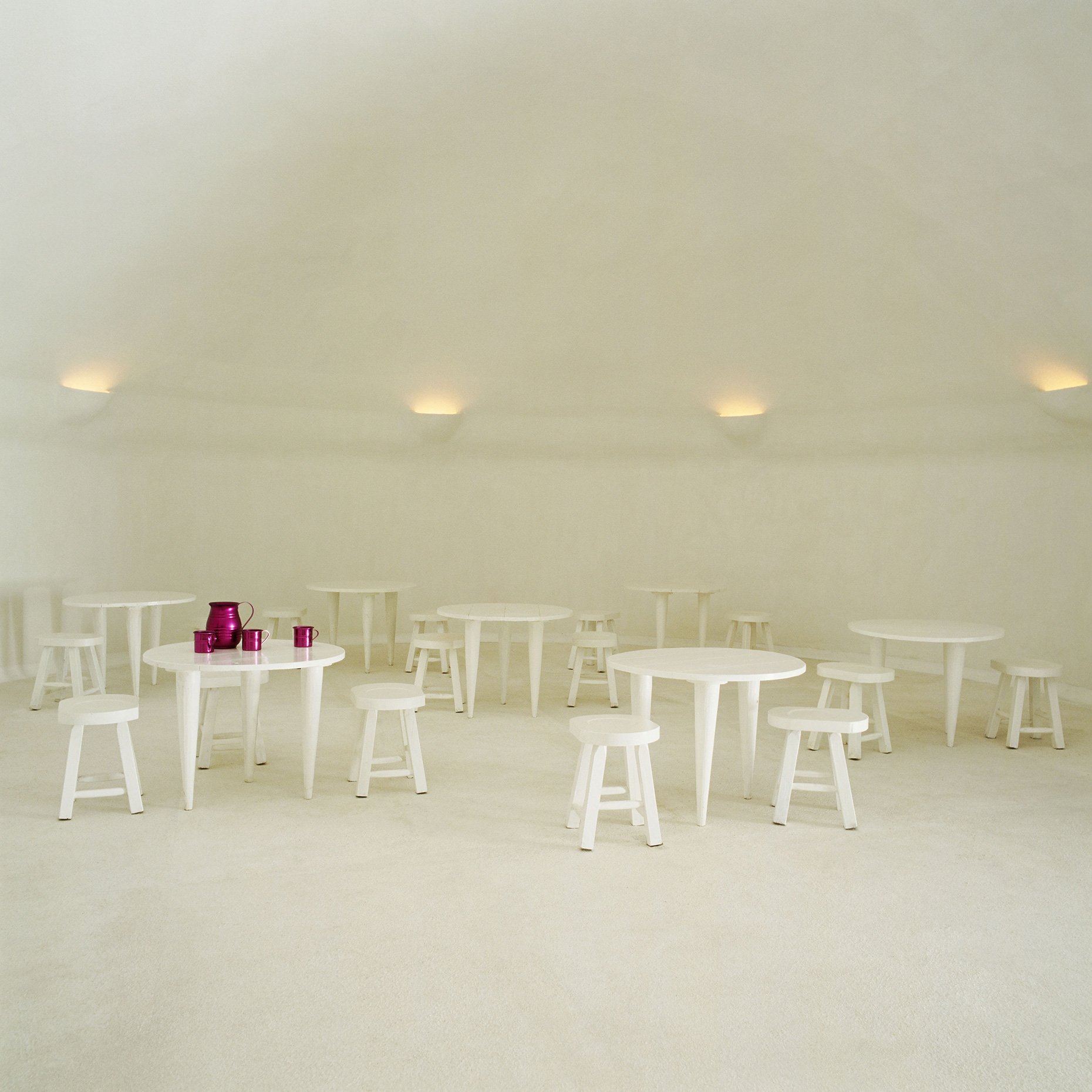 azucar-cave-white-chairs-340_EXPLOY.jpg