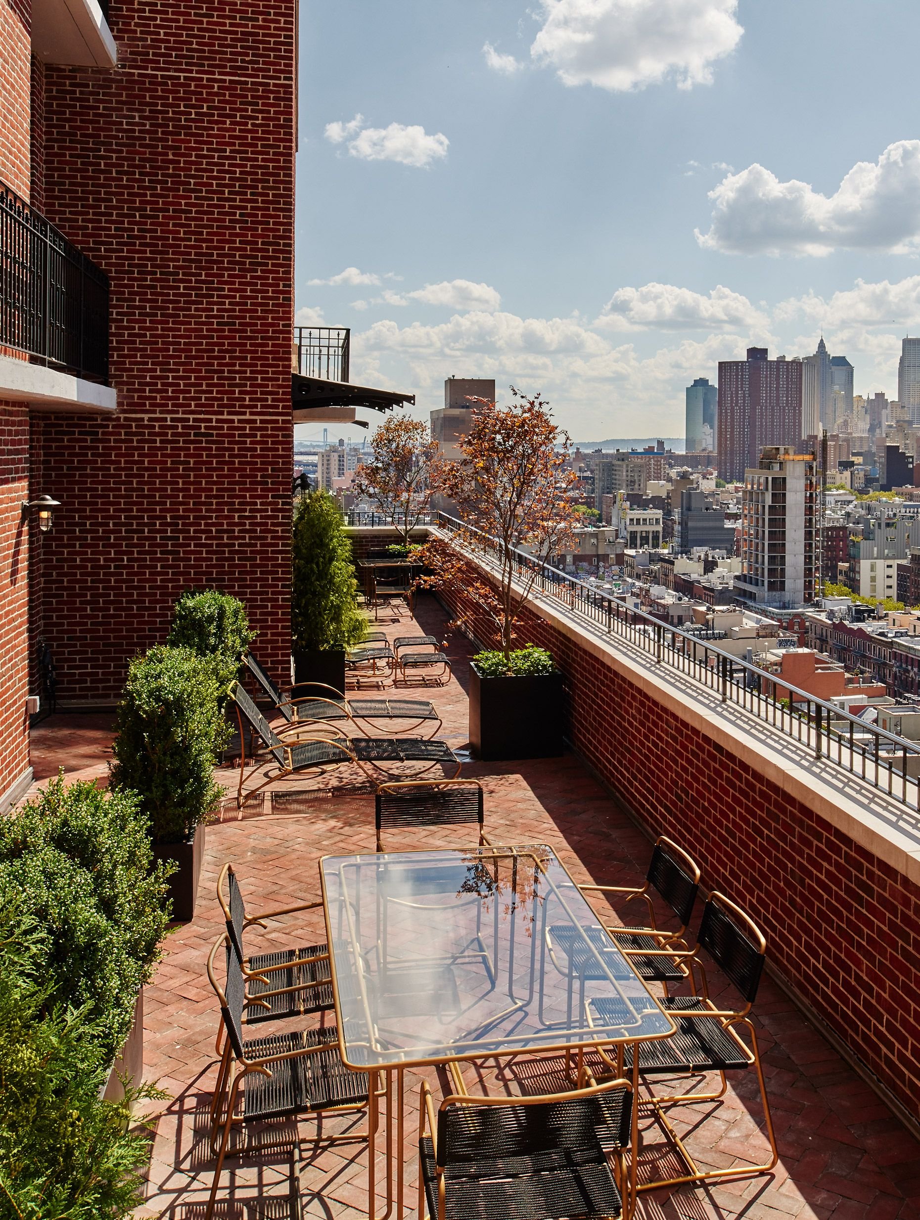 290-the-ludlow-hotel-rooftop-city-view-NEW_EXPLOY.jpg
