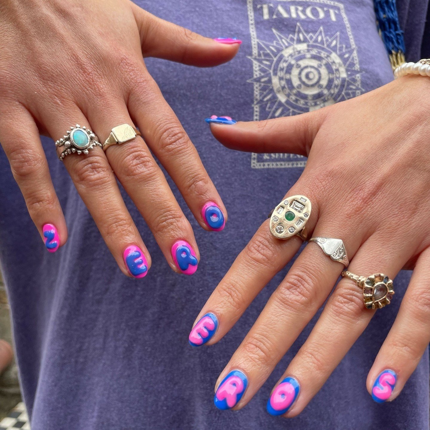 How good is this 3D lettering by our Senior Nail Artist and Educator Carmen! 💙🩷

Did you know that you can learn how to create designs like this with Carmen at our Ultimate Nail Art Academy? Pop us a DM to find out more! 

#shoreditchnails #carmens