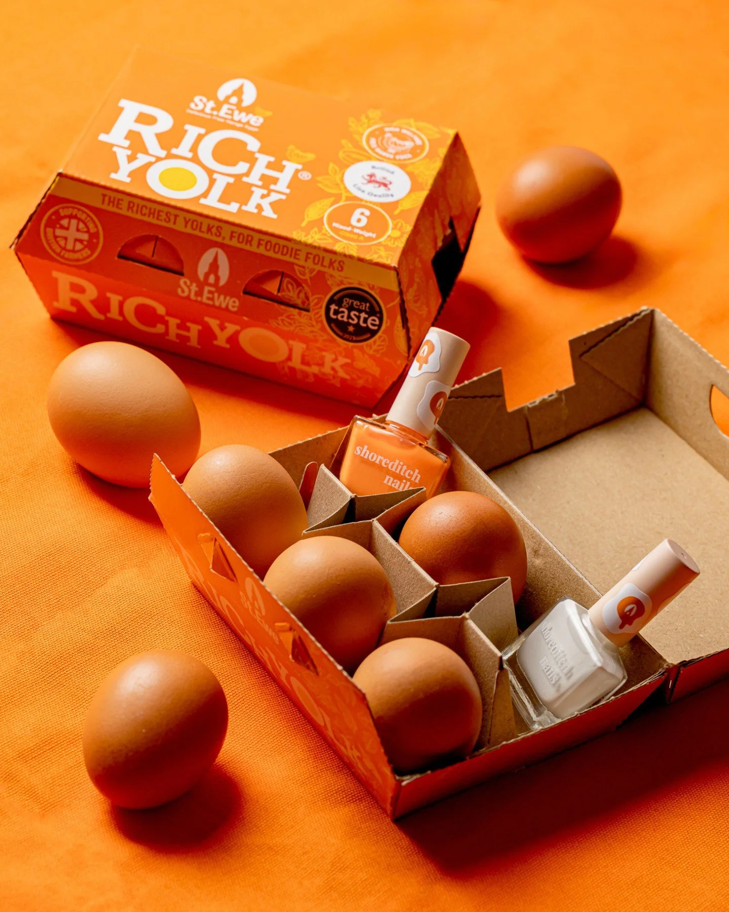 WORLD EGG DAY GIVEAWAY 🐔

We&rsquo;ve teamed up with our friends at @steweeeggs to celebrate World Egg Day the only way we know how&hellip; with nails as egg-cellent as their eggs 🧡

One lucky winner will receive:
An egg-inspired manicure at Shored