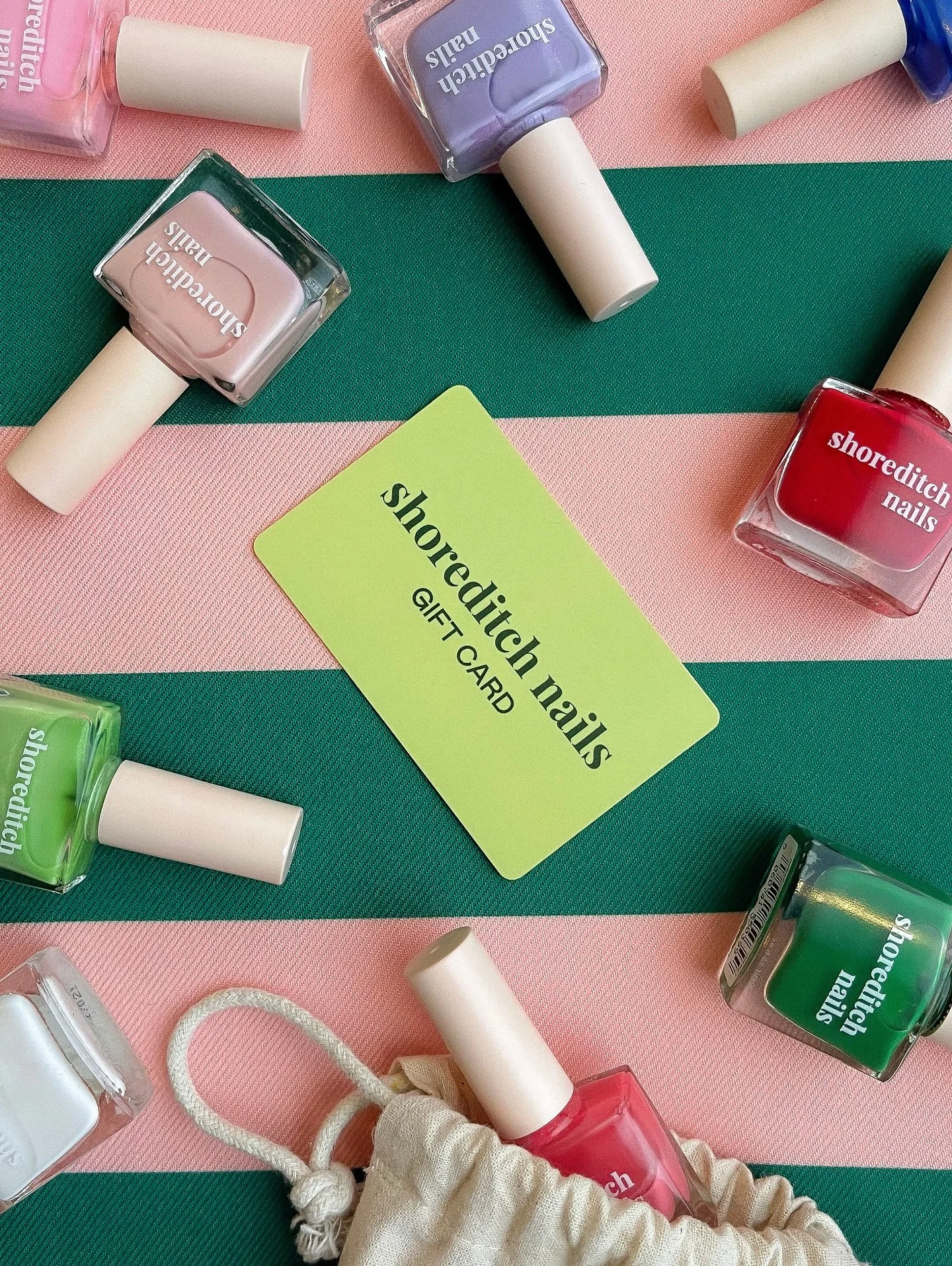 Gifting season is around the corner! 💝

This is the perfect time to treat your pals with a Shoreditch Nails Gift Card. 💅

P.S. Physical gift cards only available in store. 
E-gift cards are available both online + in store.

#shoreditchnails #giftc