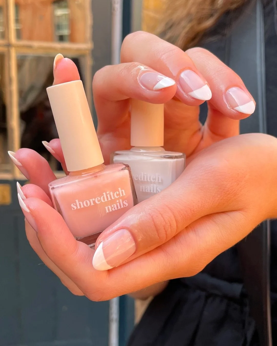 The perfect duo for the perfect french! 🤍

Shop The Primrose Hill Polish + The Tottenham polish

#shoreditchnails #shoreditchnailspolish #frenchkiss