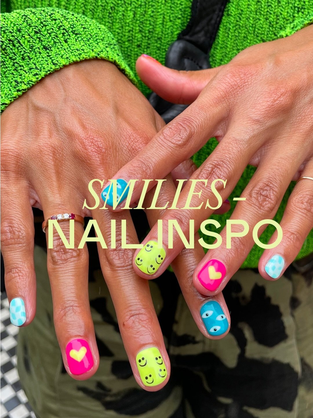 A little serotonin for the nails 😉

Swipe for a smile 😃

Save for your next appointment 💅

#shoreditchnails #smilies #smileynailart #manicure
