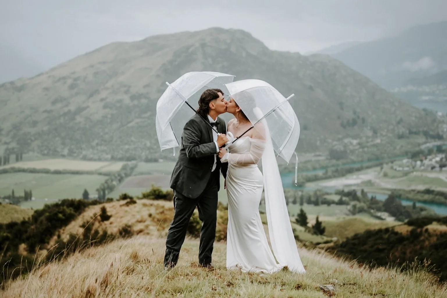 May means things are beginning to slow down a little weddings wise, so it&rsquo;s high time I began sharing some love from all of my incredible couples from this past few months.

Kickin&rsquo; things off with these two stunners, Kennedy &amp; Olivia