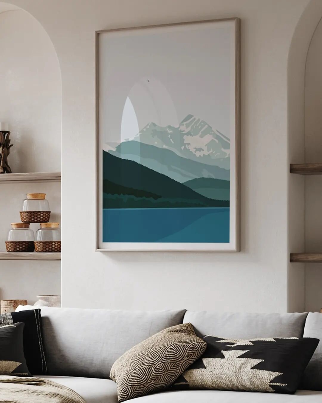 Popul&aelig;rt n&aring;! Majestetiske Istind, p&aring; grensen mellom Bardu og Narvik, tilgjengelig i to varianter p&aring; wallstories.no🏔
