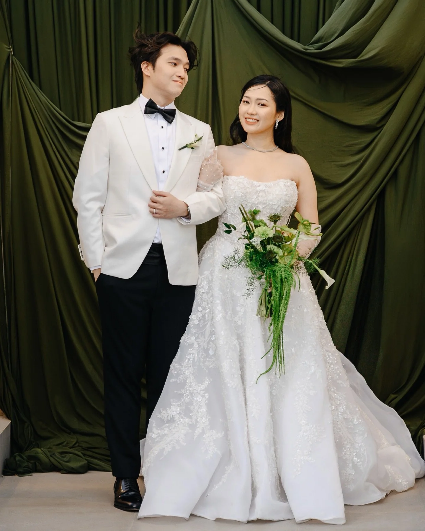 Rj &amp; Yuka 🍀

A wedding above the clouds.
Soft light, quiet joy, and a promise carried by the wind.

#teammo
