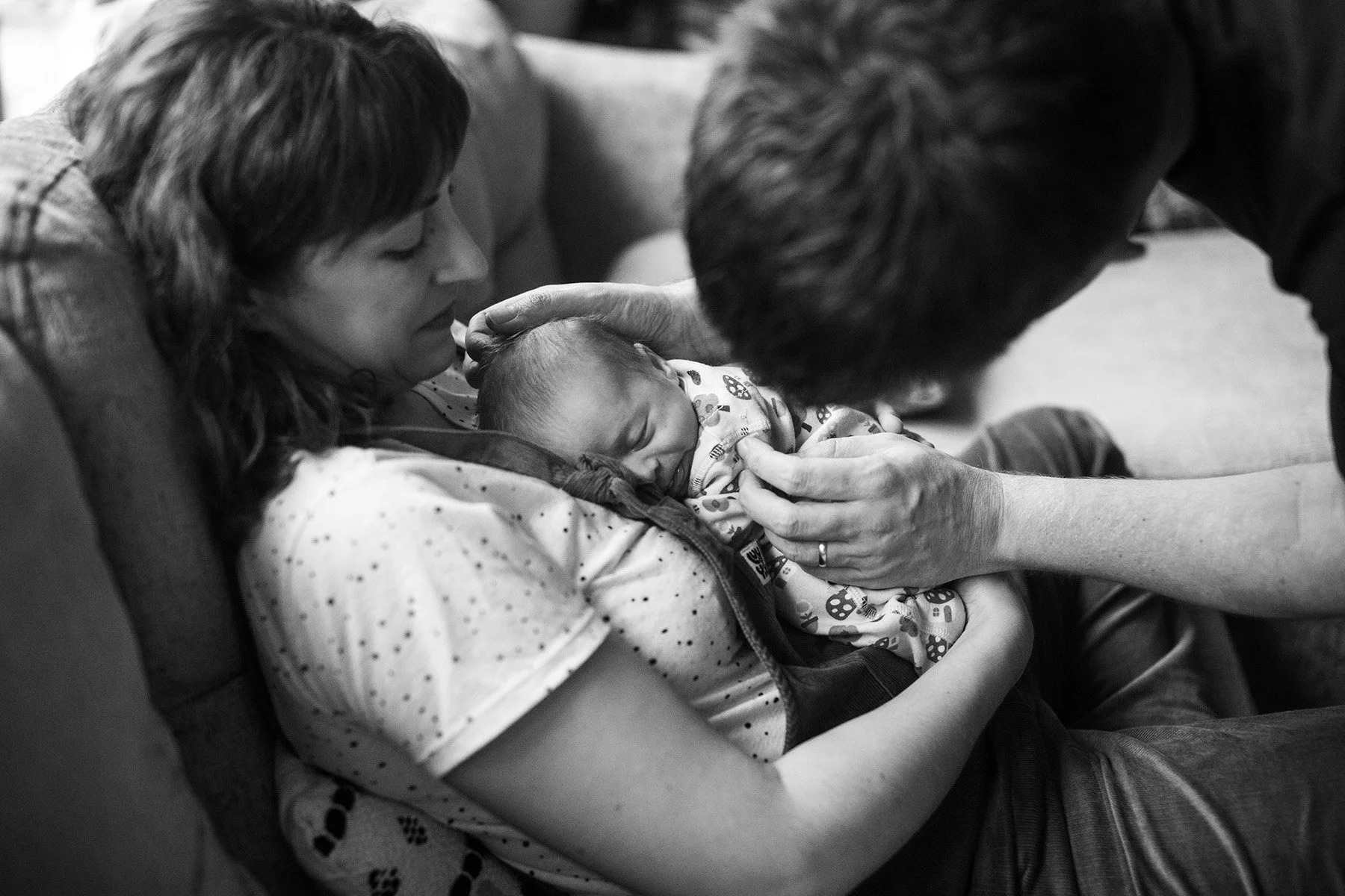 Mother-father-newborn-photography-Bristol-Nina Raingold.jpg