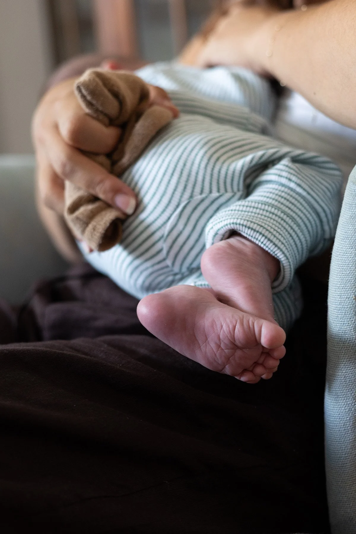 Baby-newborn-feet-photography-Bristol-Nina Raingold.jpg