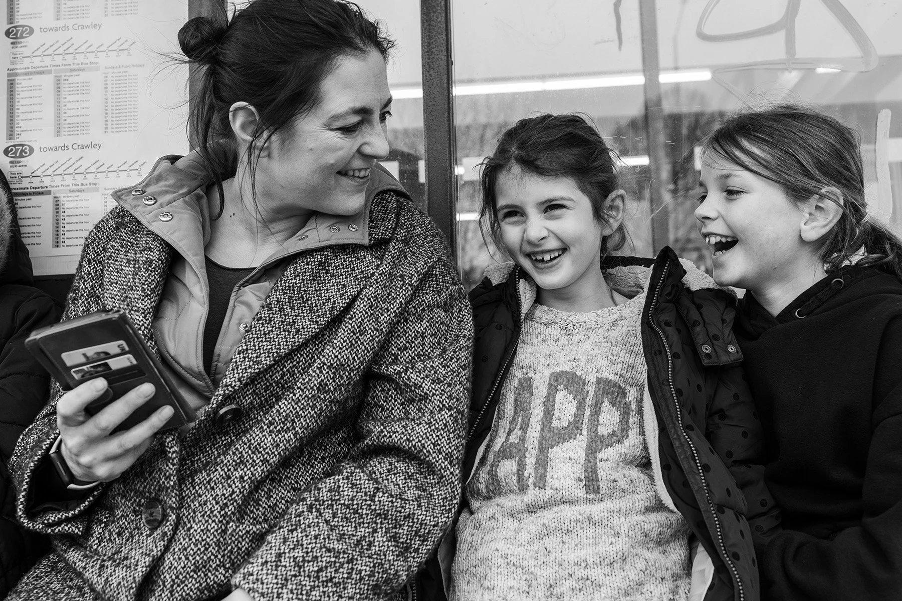 Mother-laughter-daughters-family-photogrraphy-Bristol-Nina Raingold.jpg