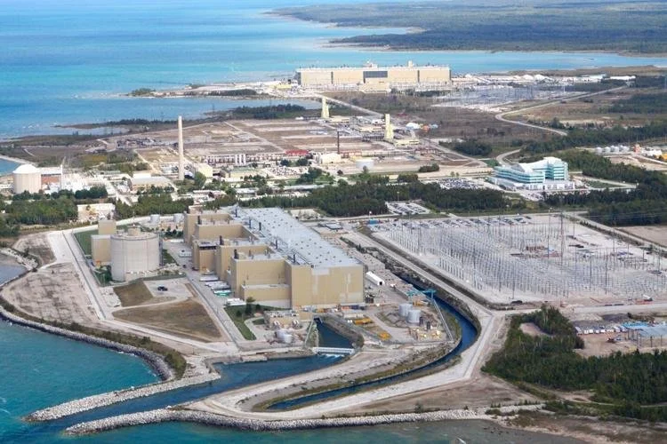 Ontario needs massive amounts of new electricity. Do we fill the void with nuclear plants or renewable energy?