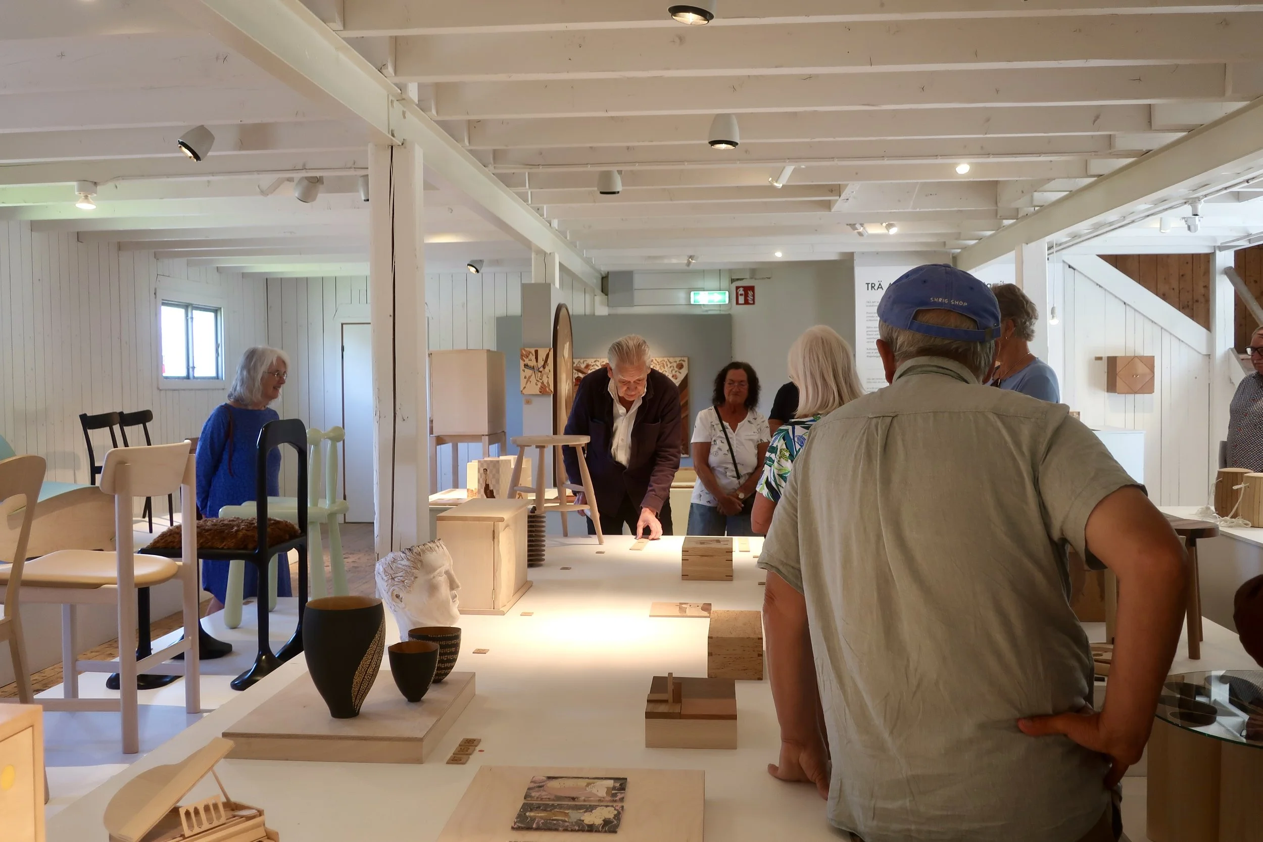 Mikael visar TRÄ ART 2026.