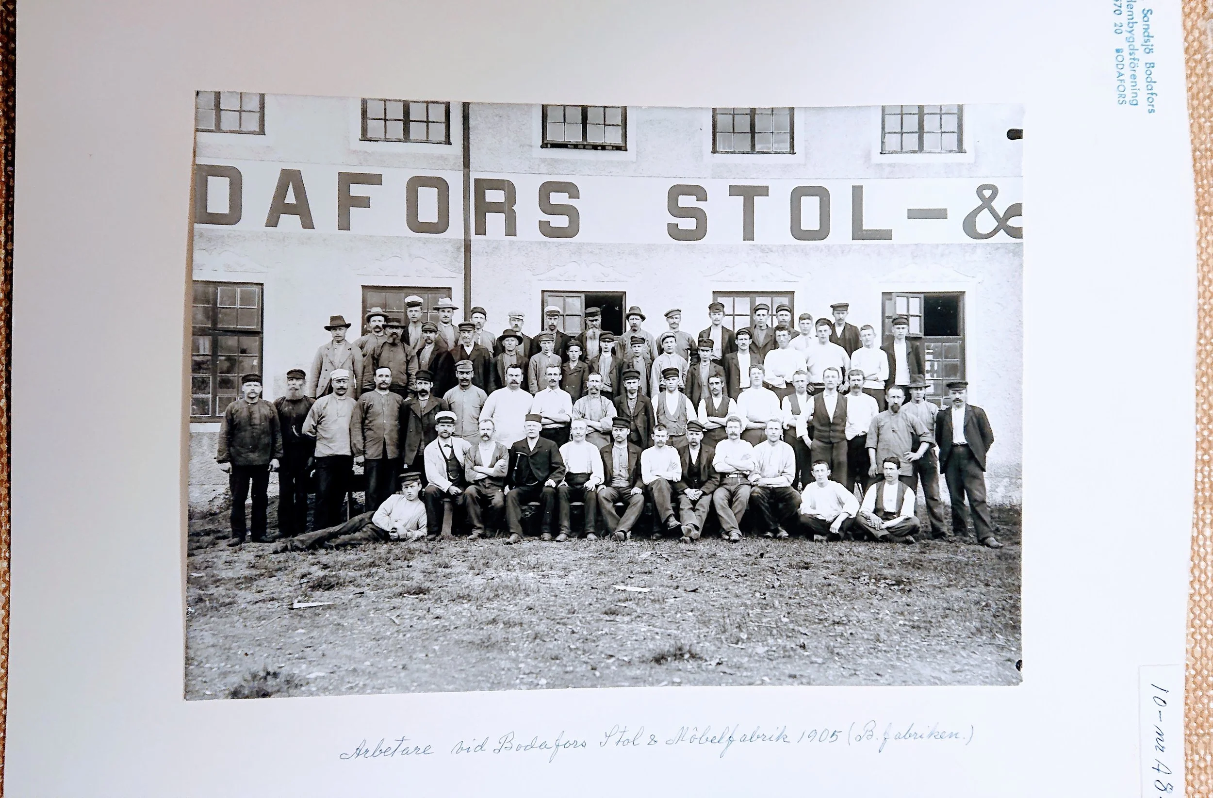 Vilka byggde nordens möbelmetropol? Ett bildspel om möbelsnickarnas liv 