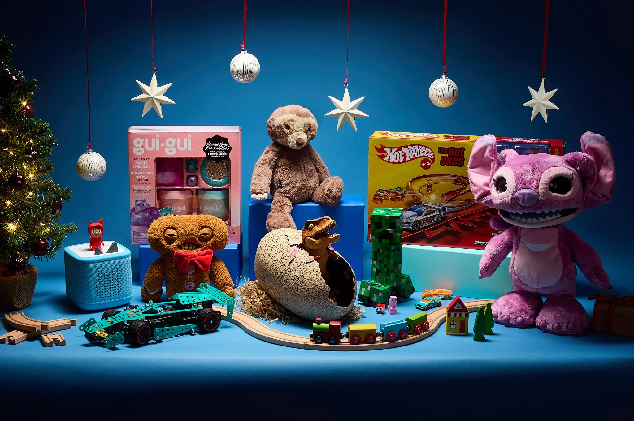 Entertainer Christmas 26 PR 011.jpg