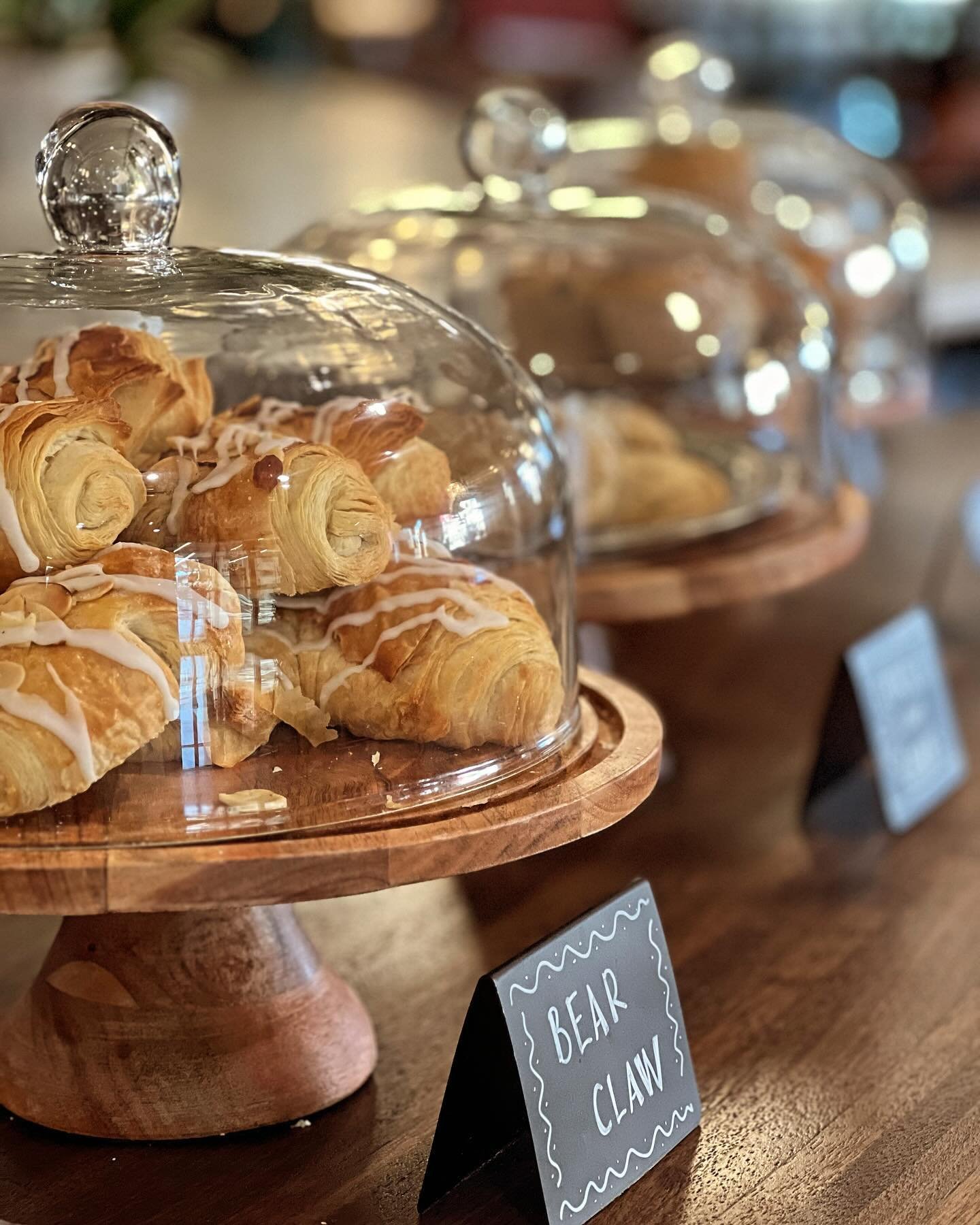 Craving a morning treat? Swing by for coffee and freshly made pastries! Open 7 am- 7 pm Tuesday through Friday and 8 am - 4 pm Saturday and Sunday. ☕️ 🥐
