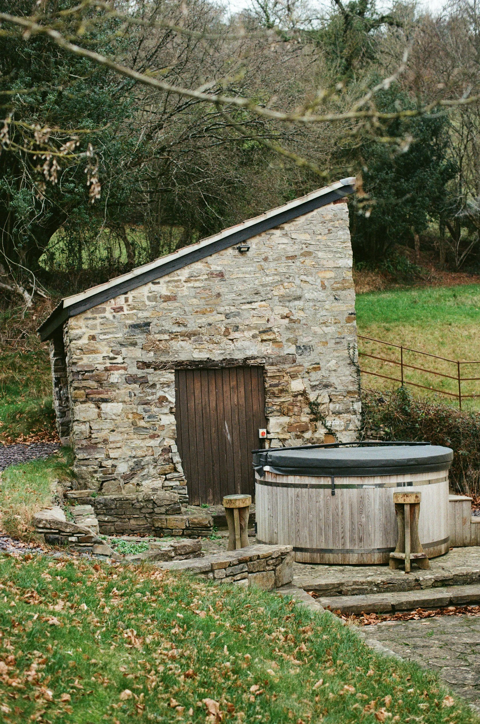 Wise Use of Sauna and Cold Plunging to Maximize Health Benefits.