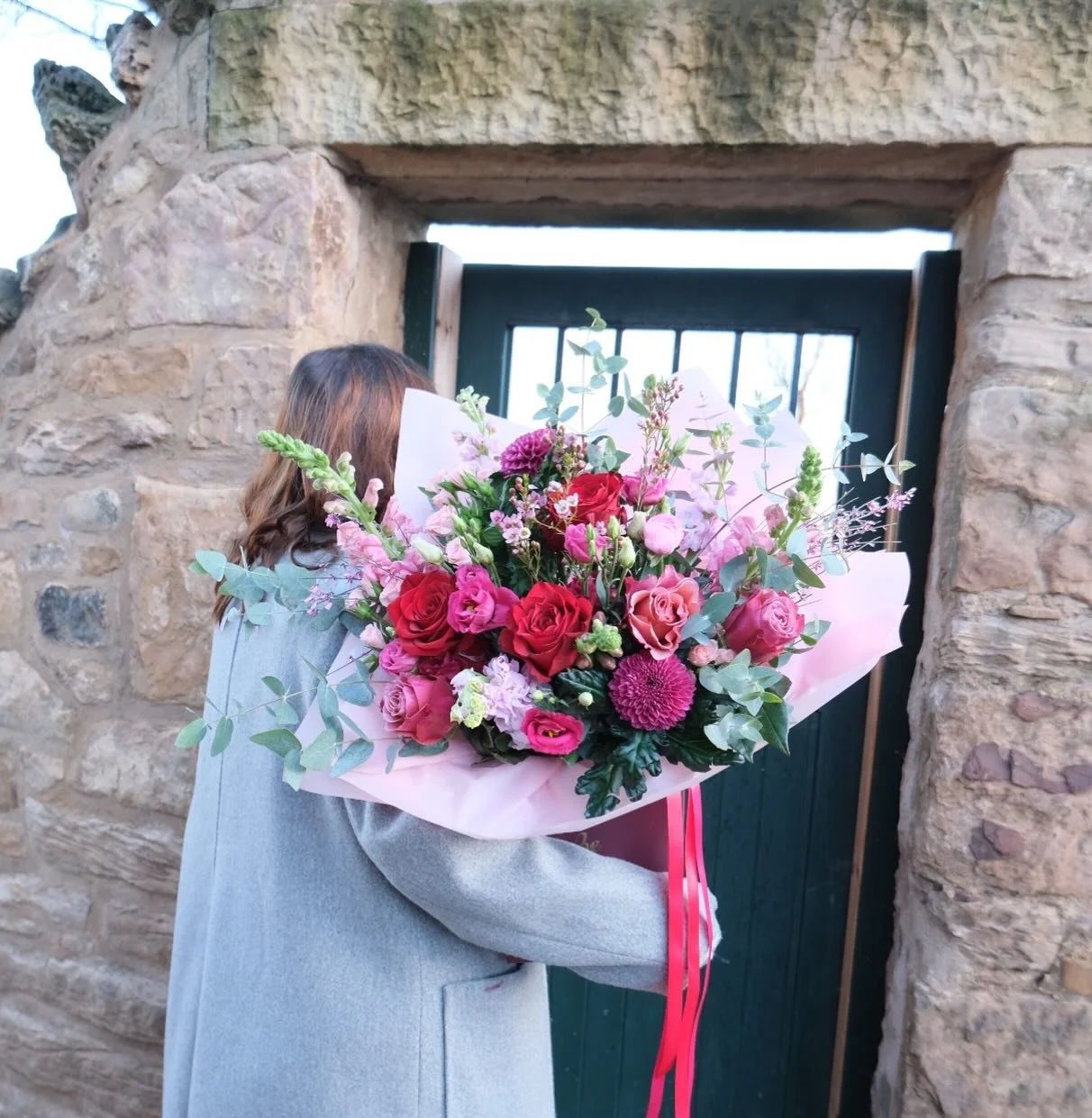 ❤️ Valentines Day Flowers ❤️ 

It&rsquo;s a week tomorrow until Cupid comes to fire his arrow at all you love birds out there! 

But not to worry if you haven&rsquo;t sorted it yet! We have a glorious selection of flower bouquets and gifts available 
