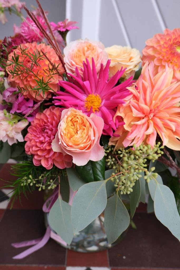 autumnal-seasonal-fresh-flower-vased-arrangement-inbloom-studio-edinburgh.jpeg
