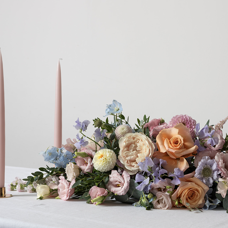 long-low-table-display-edinburgh-florist-fresh-flowers.png