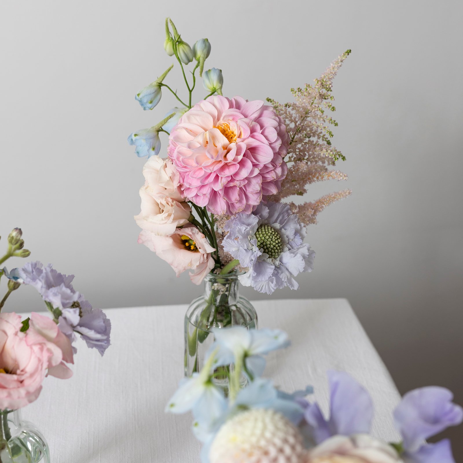inbloom.studio-wedding-fresh-flower-bud-vase-display-wedding-florist-edinburgh.jpg