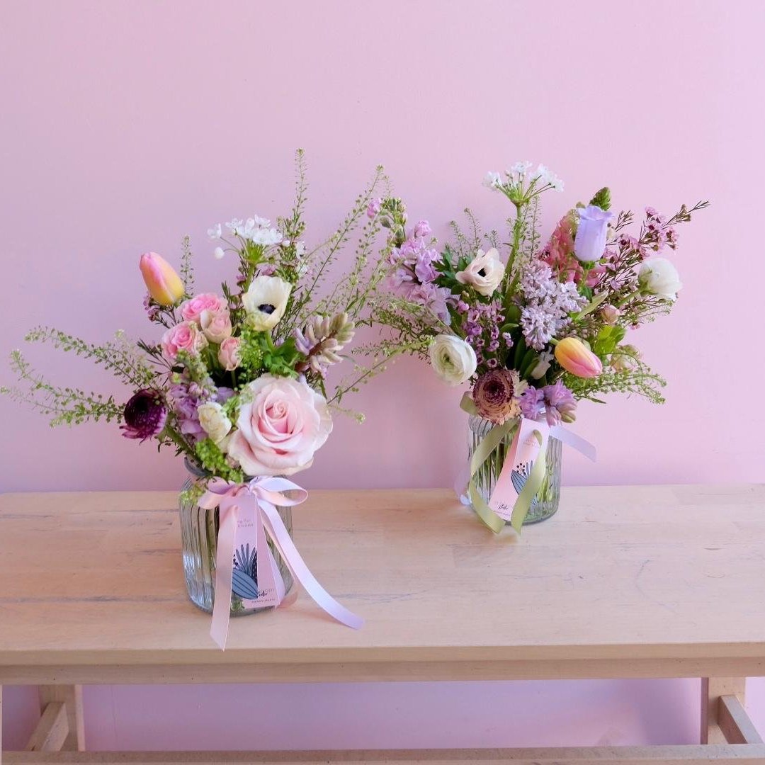 Spring-pots-in-bloom-studio-edinburgh-and-the-lothians-delivery-flower-shop.jpg
